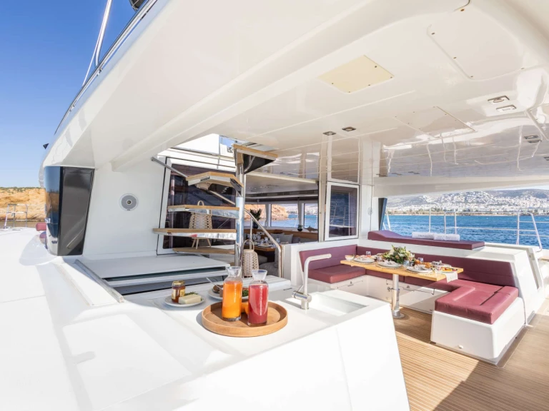 Yacht charter Greece - Lagoon KING OF DIAMONDS on SamBoat