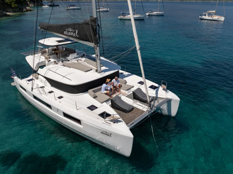 Charter a Lagoon ARANEL in Athens on Samboat