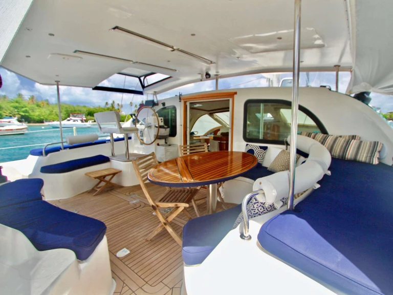 Hire Luxury Yacht with or without skipper PRIVILEGE ALLIAURA MARINE GROUP Caribbean