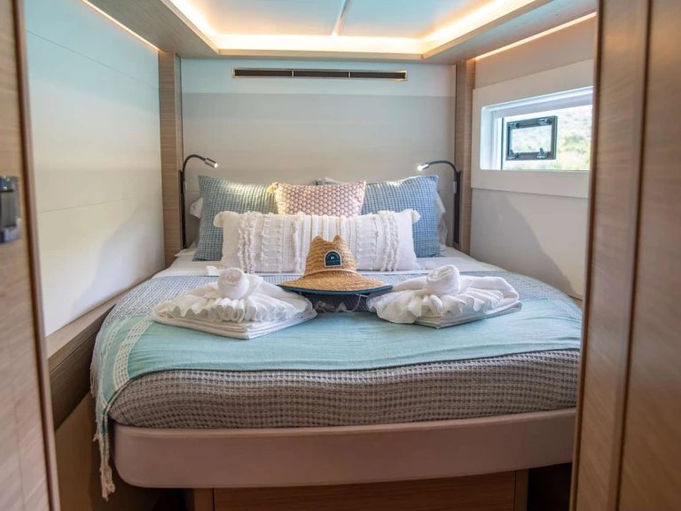 Luxury Yacht hire in Road Town - Lagoon ON A WHIM III