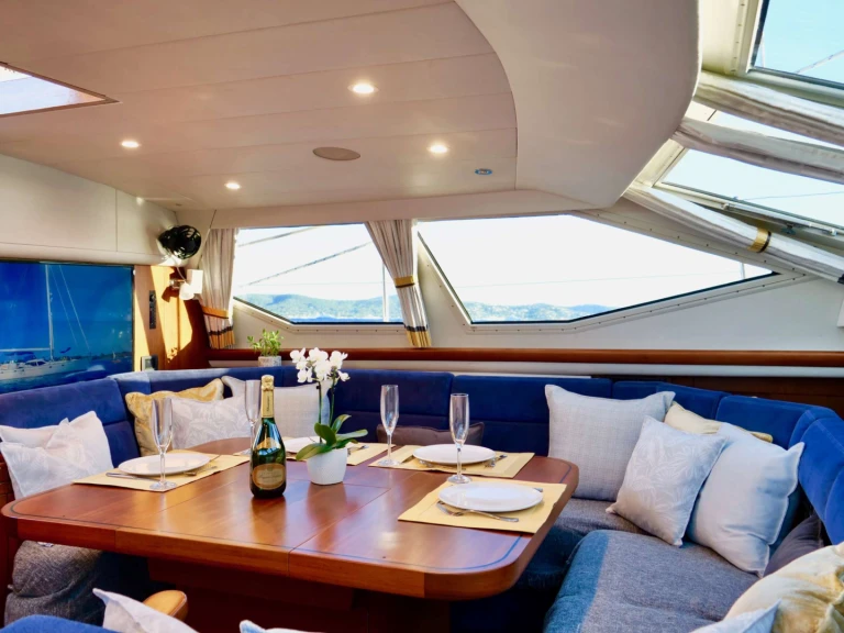 Luxury Yacht hire in Caribbean - Oyster Marine ELVIS MAGIC