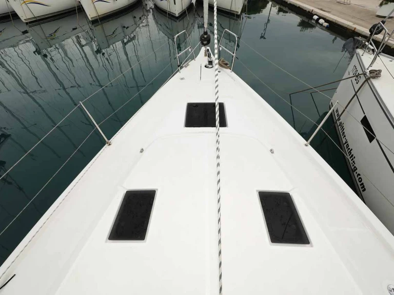 Hire Sailboat with or without skipper Bavaria Zadar