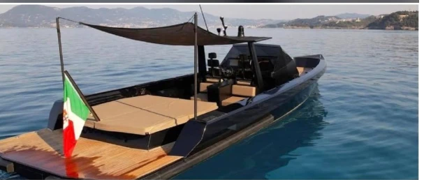 Yacht charter Naples - WALLY YACHTS Tender 43 on SamBoat