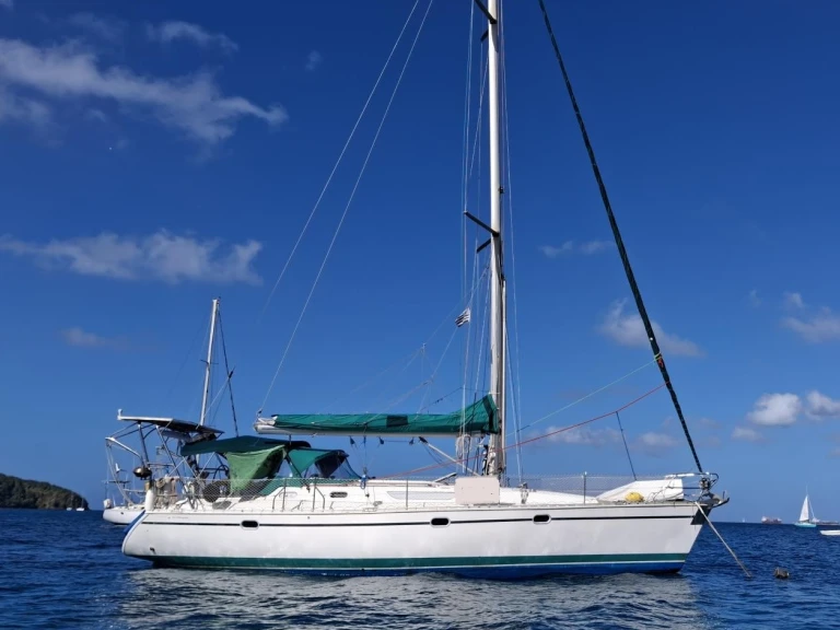 Hire Sailboat Jeanneau with a boat licence