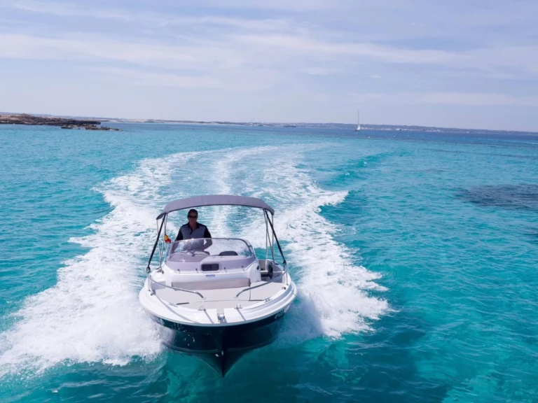 Motorboat to hire Nice at the best price