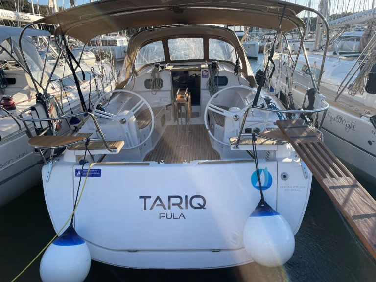 Hire a Elan Impression 40 Punat