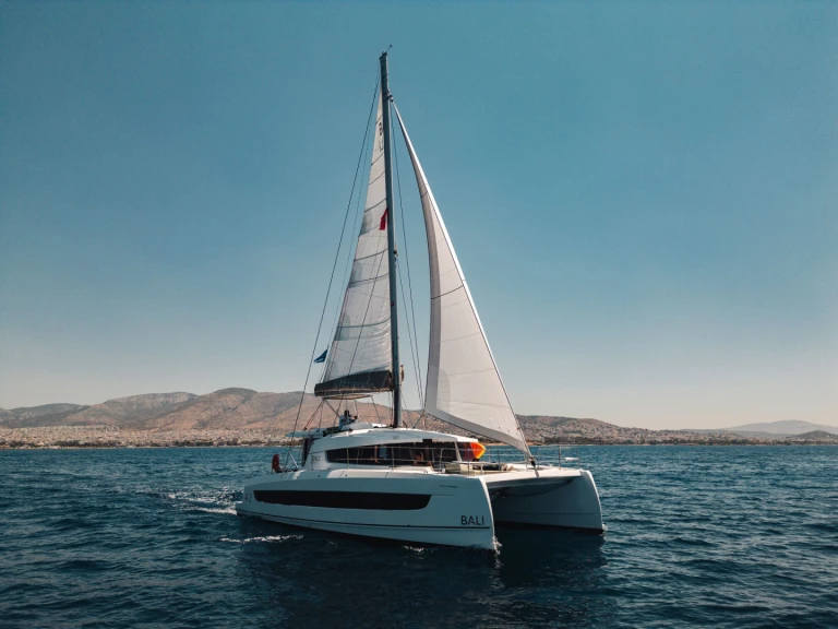 Charter a Bali Bali 4.2 in Vlycho on Samboat