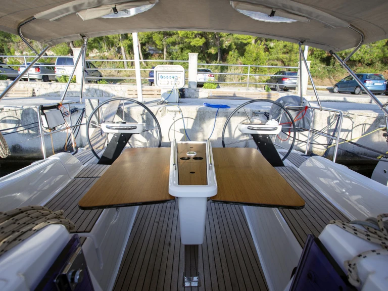 Hire Sailboat Dufour with a boat licence
