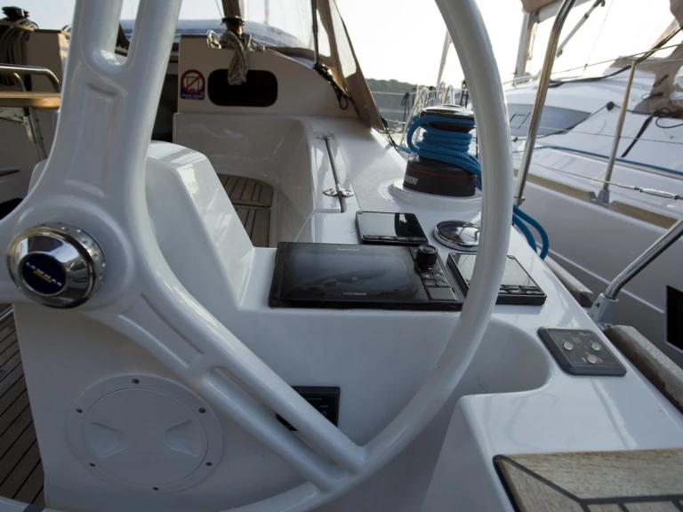 Sailboat to hire Punat at the best price