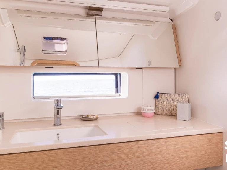 Charter a Dufour Dufour 48 in Piombino on Samboat
