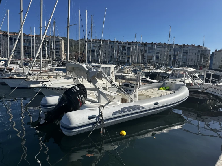 Hire a Capelli Tempest 750 Top Toulon