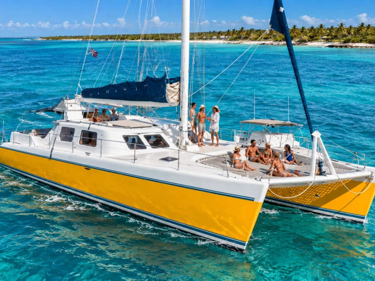 Catamaran hire in Riviera Maya - Custom Made custom