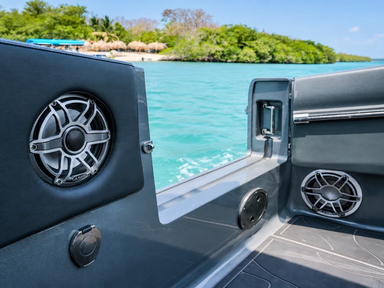 Hire a Custom Made custom Cartagena