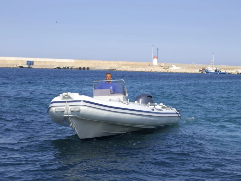 Hire RIB Joker Boat with a boat licence