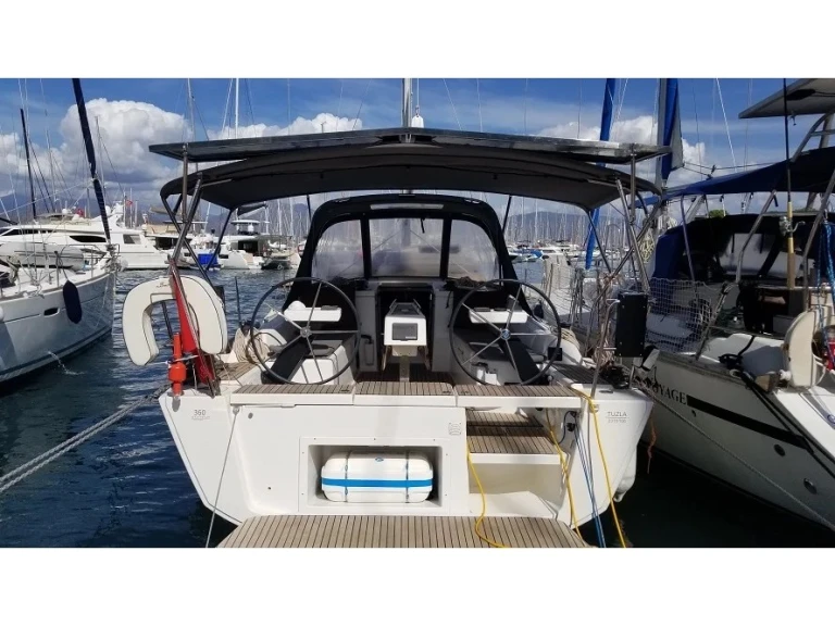 Yacht charter Adaköy - Dufour Dufour 360 Grand Large on SamBoat