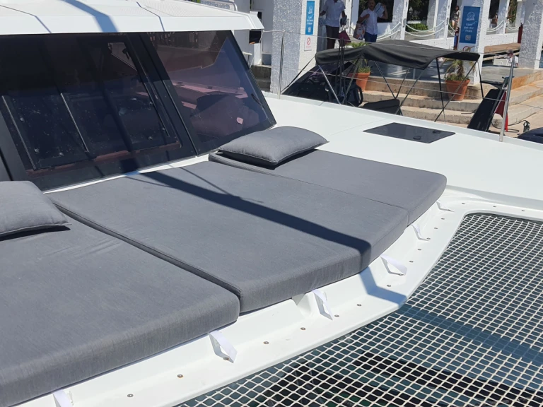 Yacht hire Adaköy cheap Isla 40