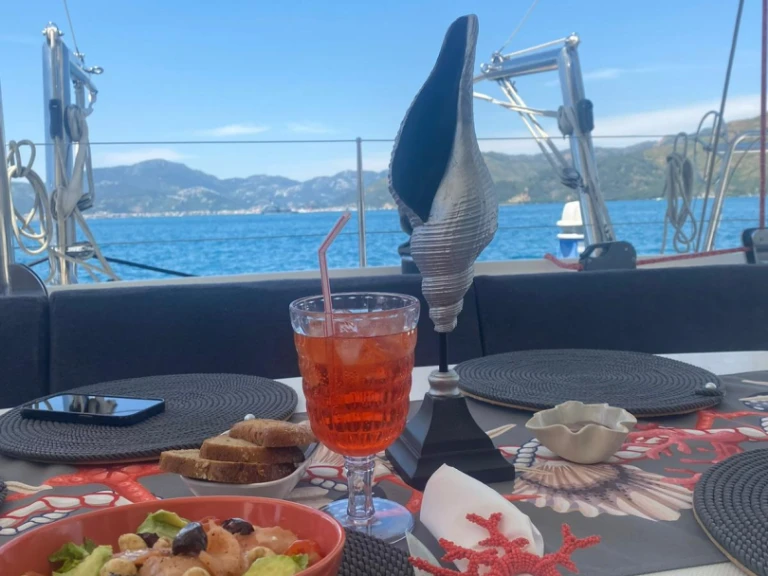Catamaran to hire Adaköy at the best price