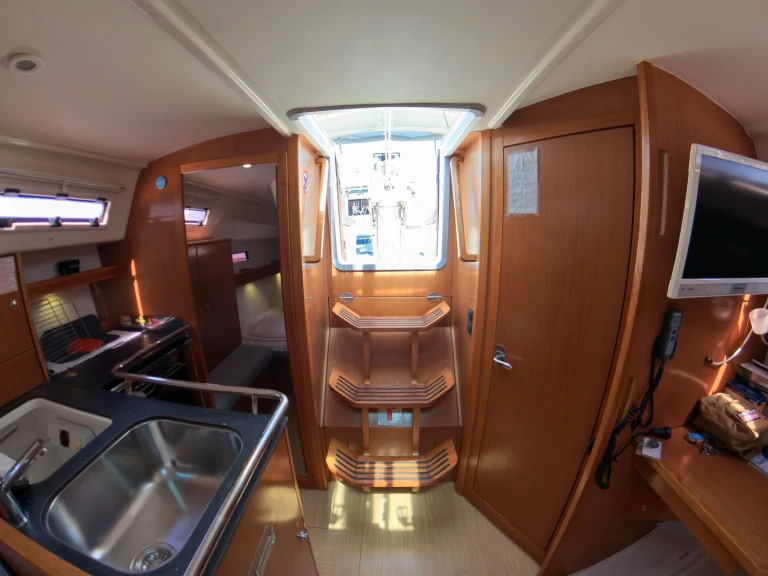 Hire Sailboat with or without skipper Bavaria Adaköy