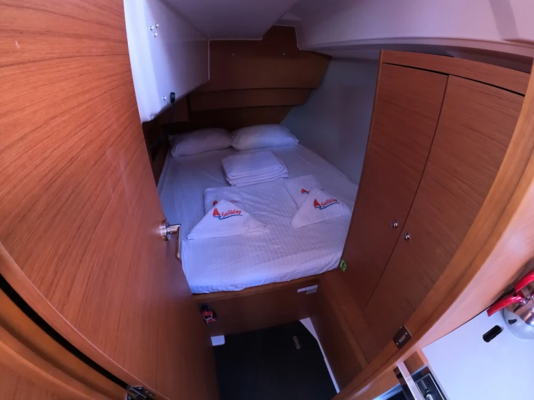 Sailboat to hire Göcek at the best price