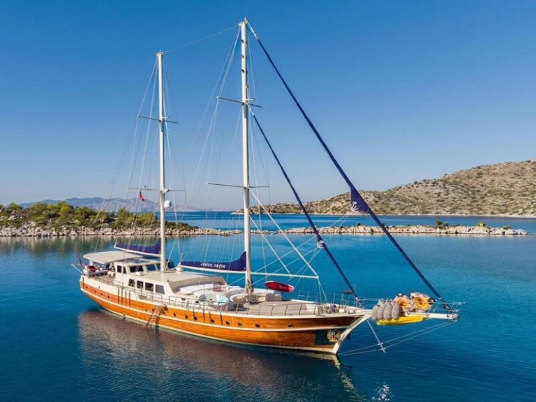Sailboat to hire Bozburun at the best price