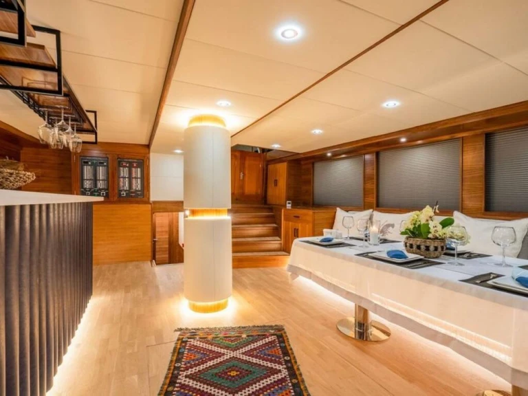 Sailboat to hire Bozburun at the best price