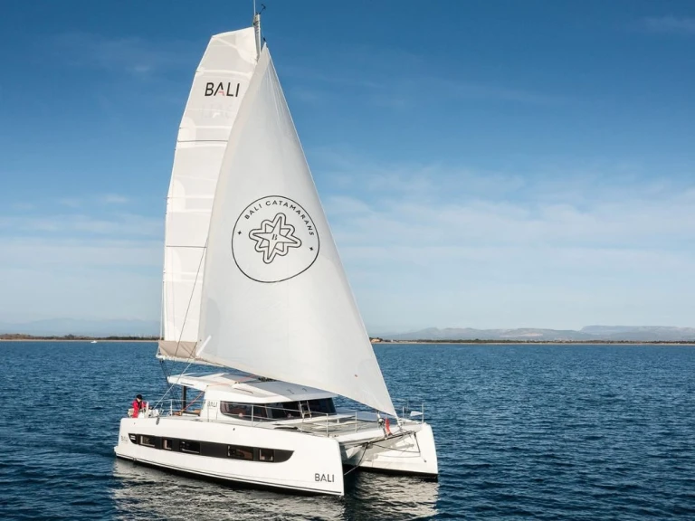 Catamaran hire in Plataniás - Bali Bali Catsmart