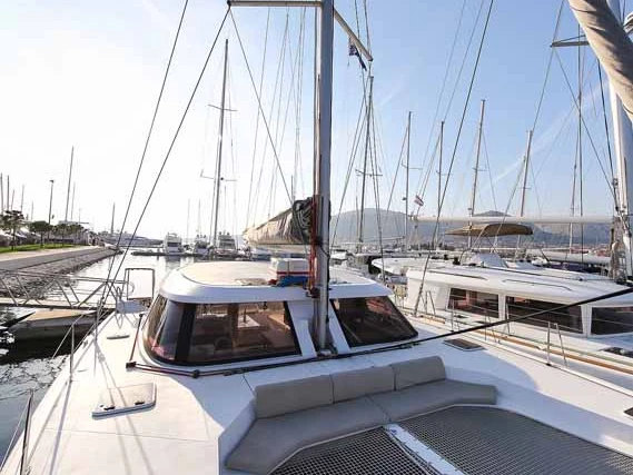 Hire a Nautitech Nautitech 40 Zadar