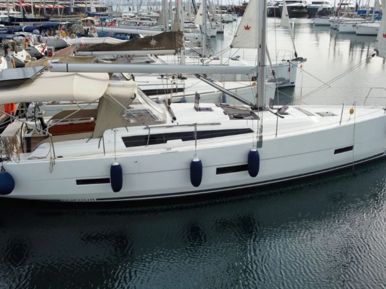 Hire Sailboat with or without skipper Dufour Marmaris