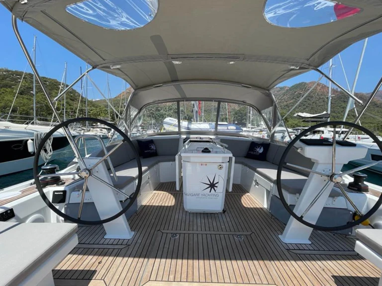 Sailboat to hire Marmaris at the best price