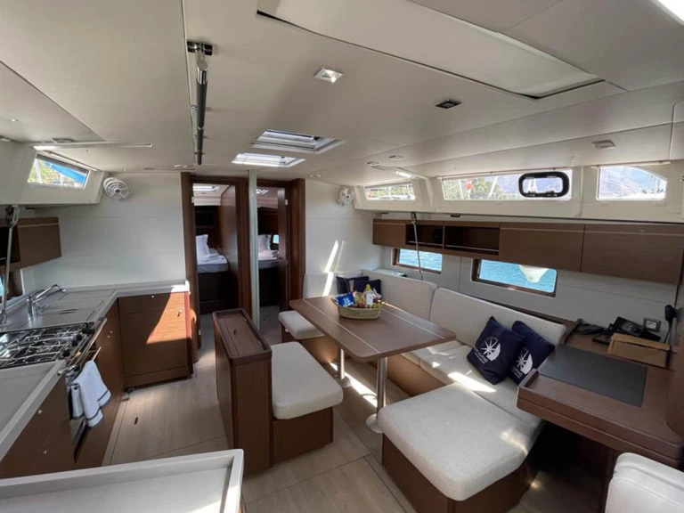 Yacht charter Marmaris - Bénéteau Oceanis 46.1 on SamBoat