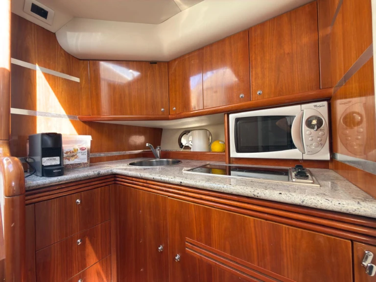 Yacht hire Cannes cheap 388