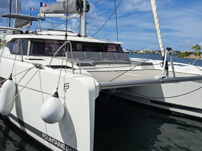 Fountaine Pajot Astréa 42 (6 cab.) charter bareboat or skippered in  Bormes-les-Mimosas