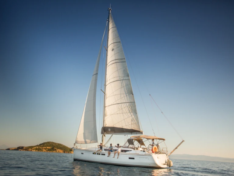 Jeanneau Sun Odyssey 519 (AC, Gen) charter bareboat or skippered in  Plataniás