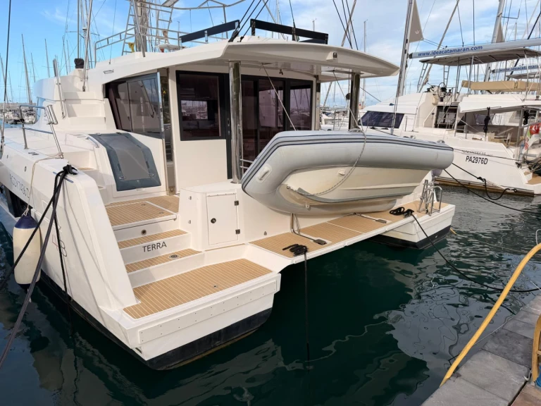 Yacht hire Capo d'Orlando cheap Bali 4.8