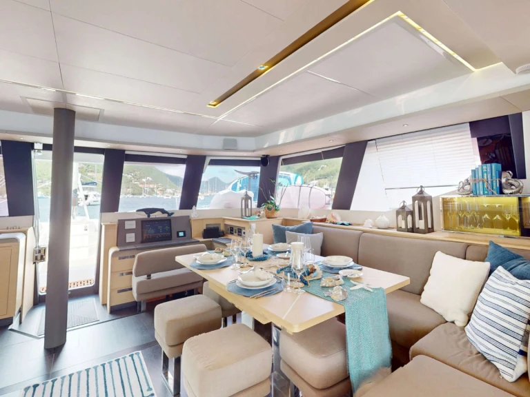 Yacht charter Caribbean - Fountaine Pajot Sapphire on SamBoat