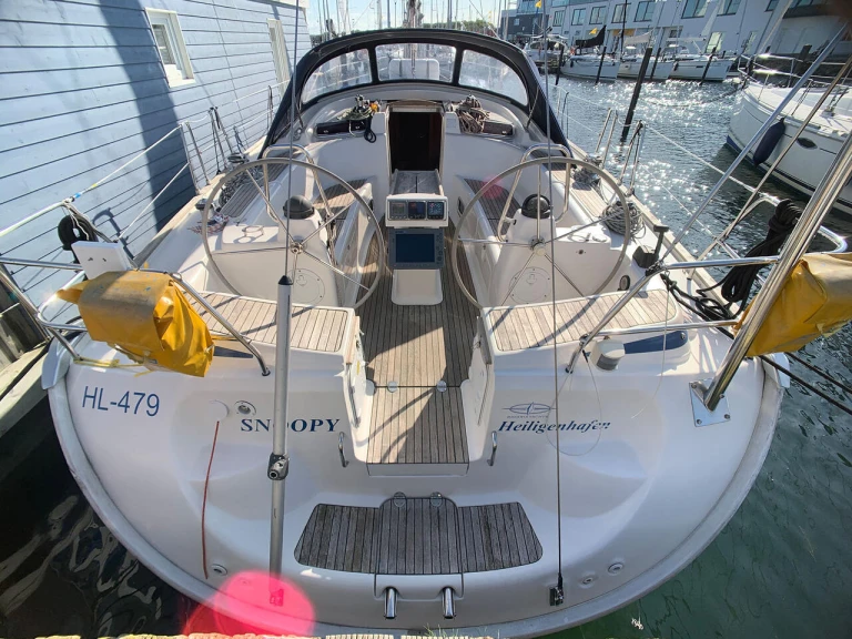 Sailboat hire in Flensburg - Bavaria Cruiser 46