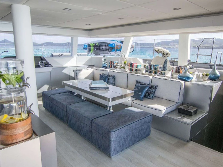 Hire a Sunreef RELENTLESS 60 Tortola