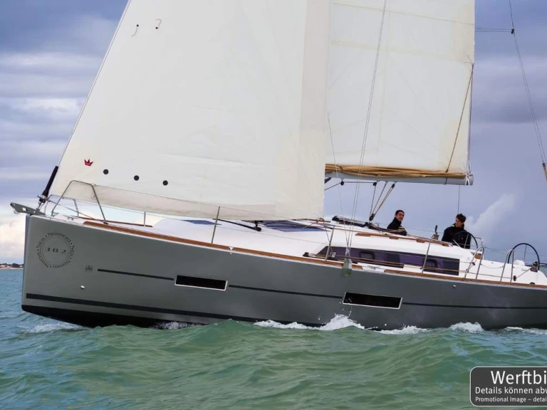 Sailboat hire in Heiligenhafen - Dufour Dufour 382 Grand Large