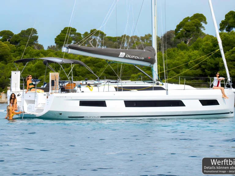 Sailboat hire in Palma de Mallorca - Dufour Dufour 44