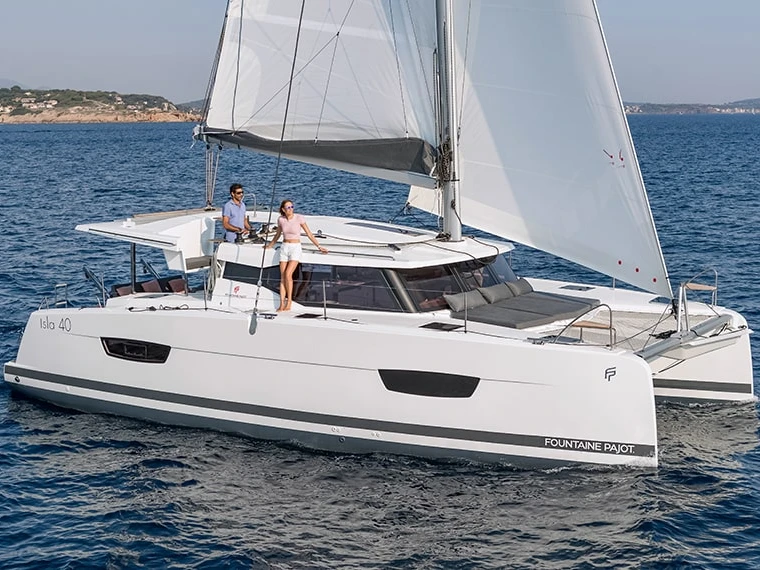Yacht charter Can Pastilla - Fountaine Pajot Isla 40 on SamBoat