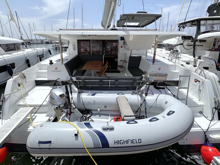 Hire a Fountaine Pajot Isla 40 Can Pastilla
