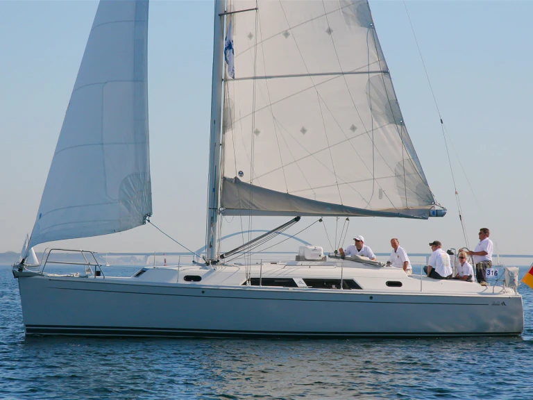 Yacht hire Heiligenhafen cheap Hanse 370