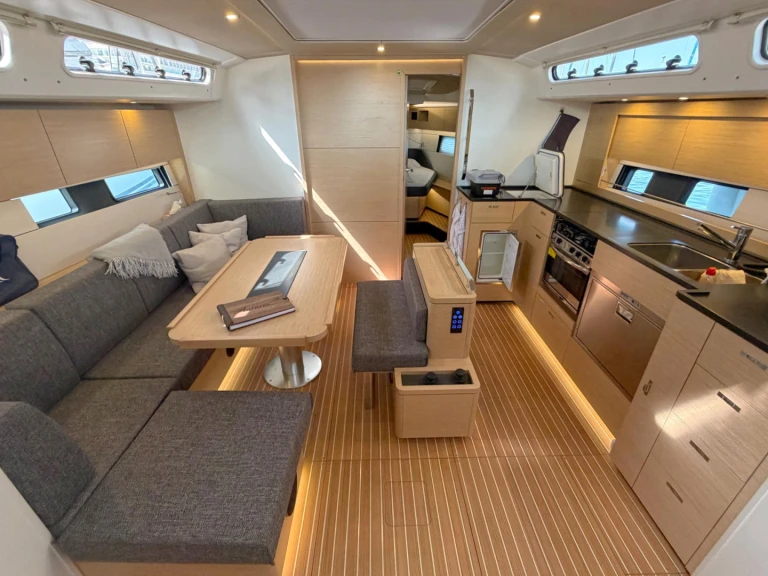 Sailboat hire in Can Pastilla - Hanse Hanse 460