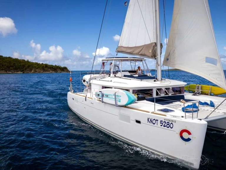 Yacht charter Road Town - Lagoon KNOT 5280 on SamBoat