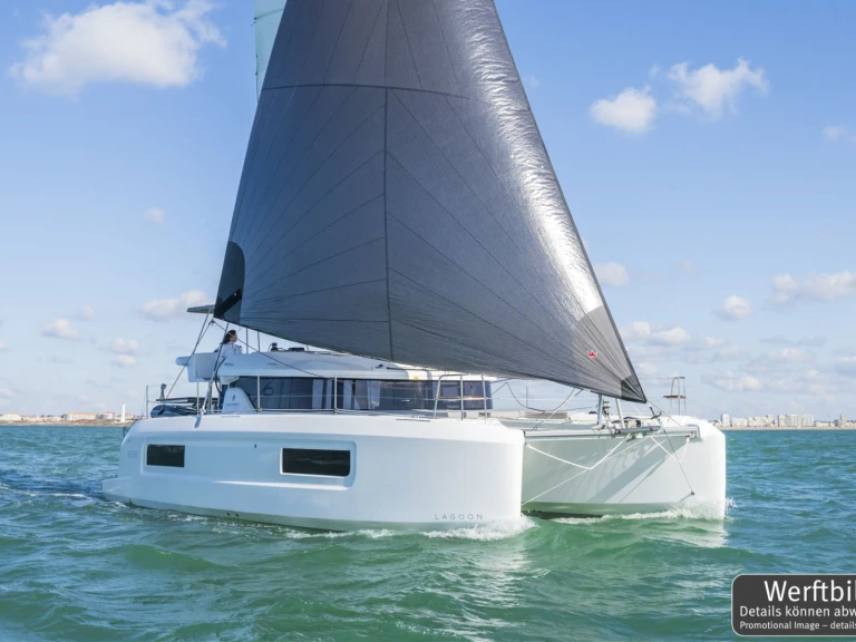 Yacht charter Can Pastilla - Lagoon Lagoon 38 on SamBoat