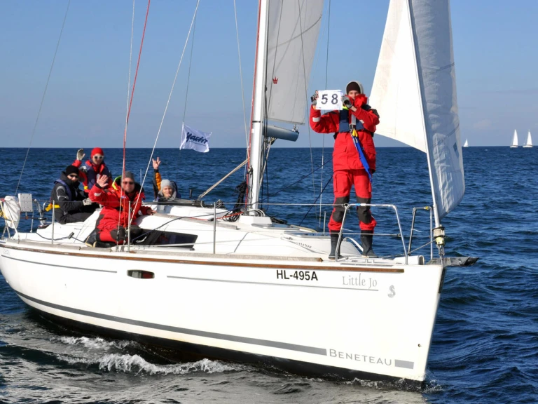 Hire Sailboat Bénéteau with a boat licence