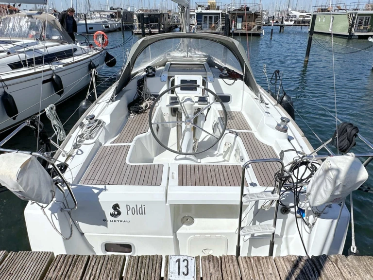 Sailboat hire in Heiligenhafen - Bénéteau Oceanis 31