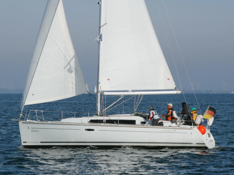 Bénéteau Oceanis 34 charter bareboat or skippered in  Flensburg