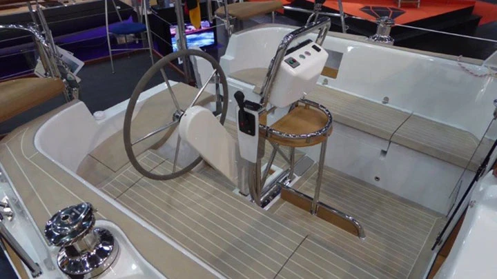 Sirius boatyard Sirius 35 DS charter bareboat or skippered in  Barth
