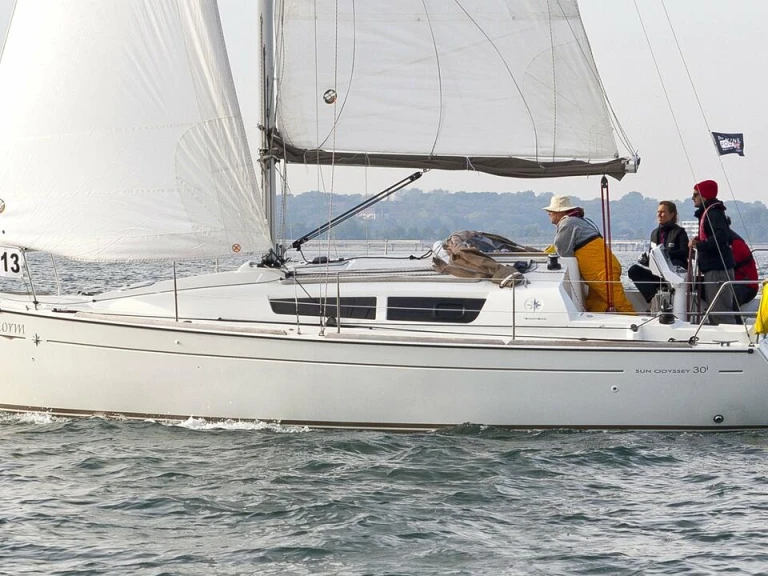 Hire a Jeanneau Sun Odyssey 30i Barth